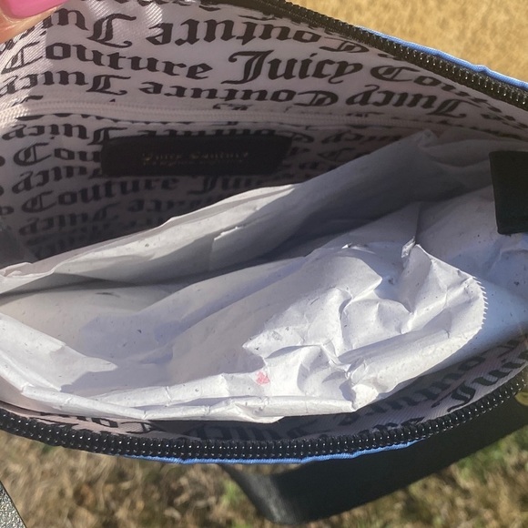 JUICY COUTURE LOS ANGELES crossbody - Picture 6 of 12